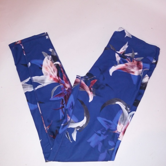 Fabletics Leggings - Picture 7 of 7